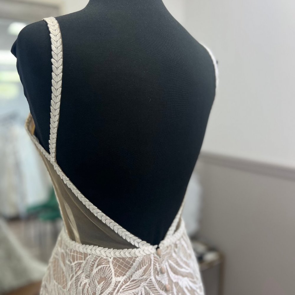 Essence Gio - image 6